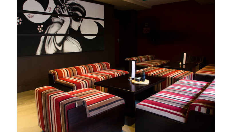 Sofa seating 1