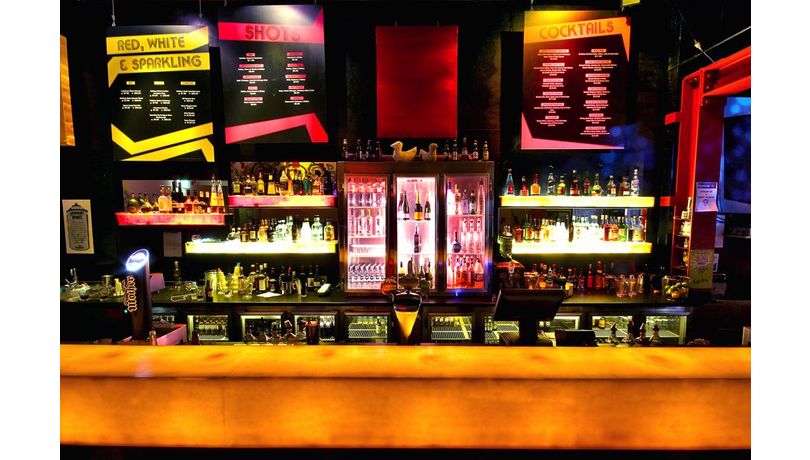Full bar shot