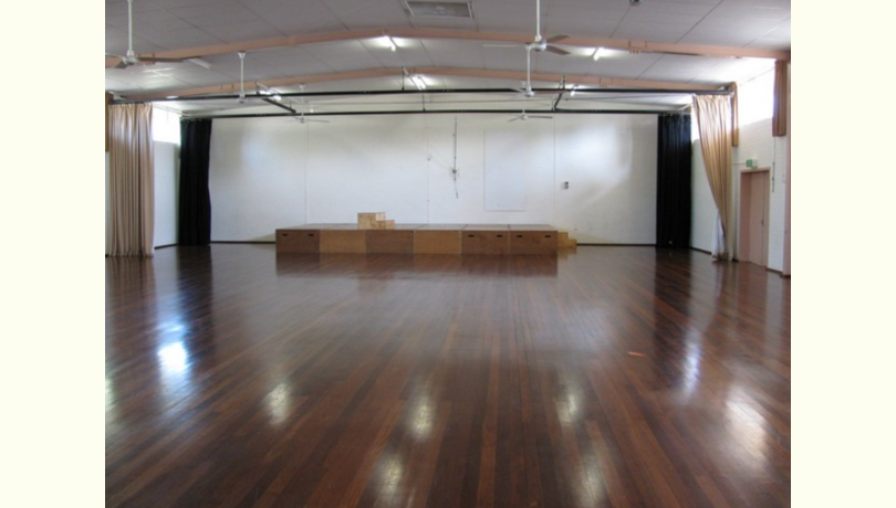 Padbury hall   inside view
