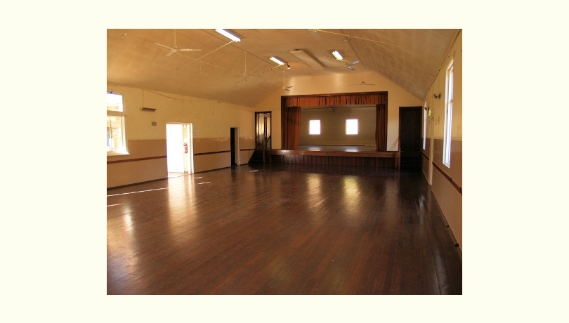 Parkerville hall   inside view 2