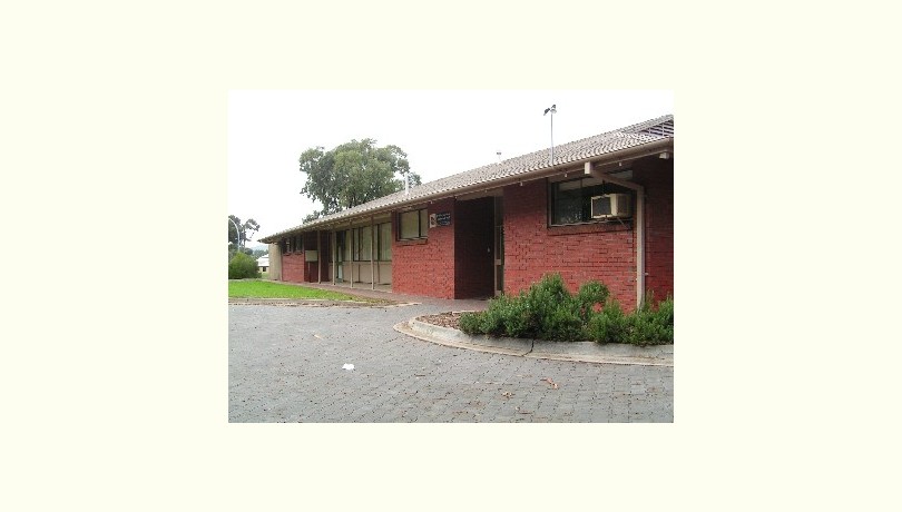 Windsor gardens community hall   outside view