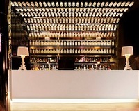 Grd floor bar