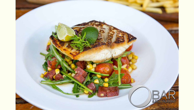 O bar restaurant fish salad side