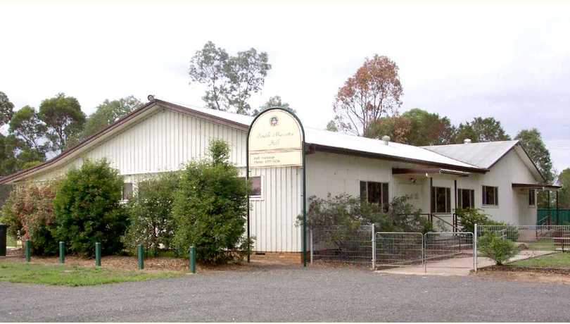 South maroota hall   outside
