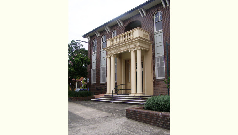 St. peters town hall   outside