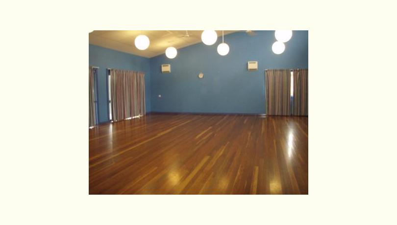 Kingswood neighbourhood centre   inside