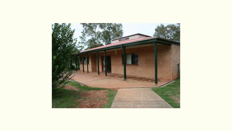 South penrith neighbourhood centre   outside