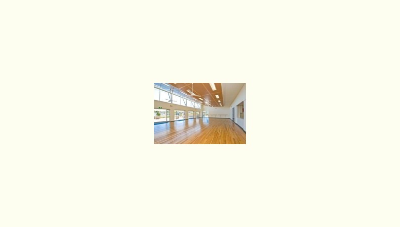 Newport community centre %28inside%29