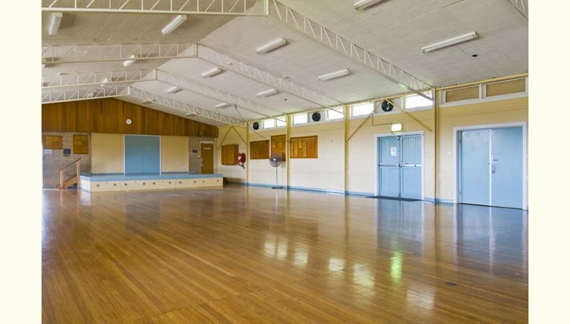 Ted blackwood narrabeen youth and community centre %28main hall%29
