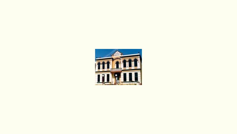 Nowra scholl of arts %28school of arts%29