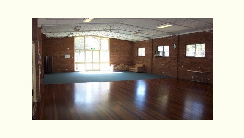 Green square community hall