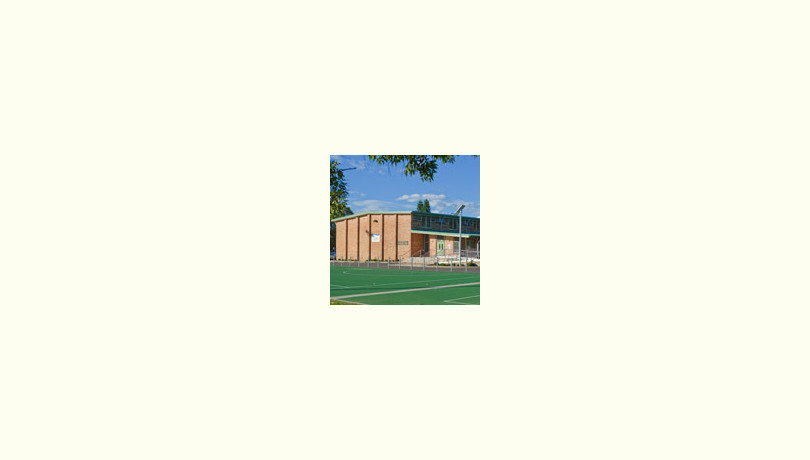 Curl curl youth and community centre %28main hall%29 %28outside%29