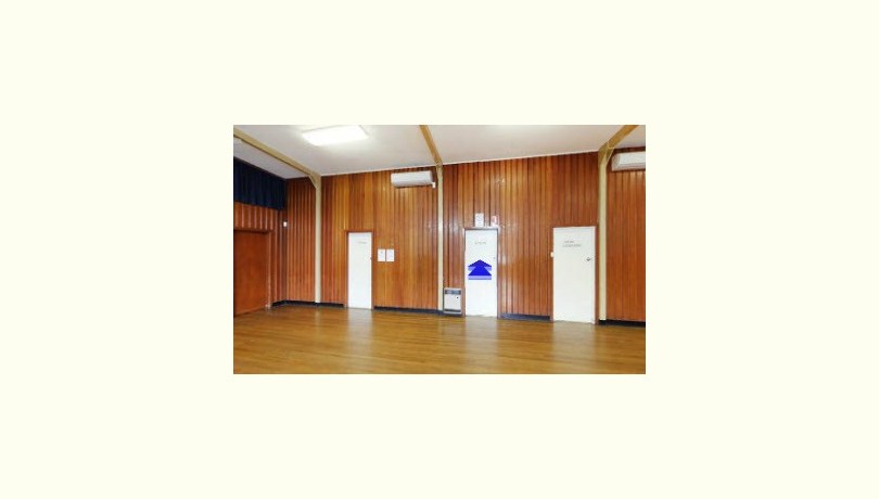 Reg byrne community centre %28inside view%29