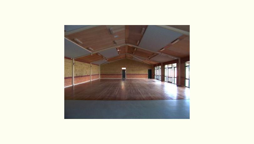 Churchill park hall   inside