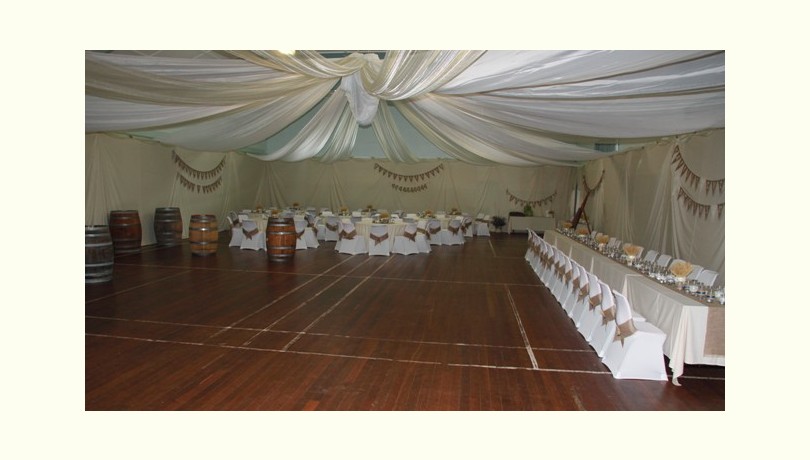 Lake grace shire hall   inside