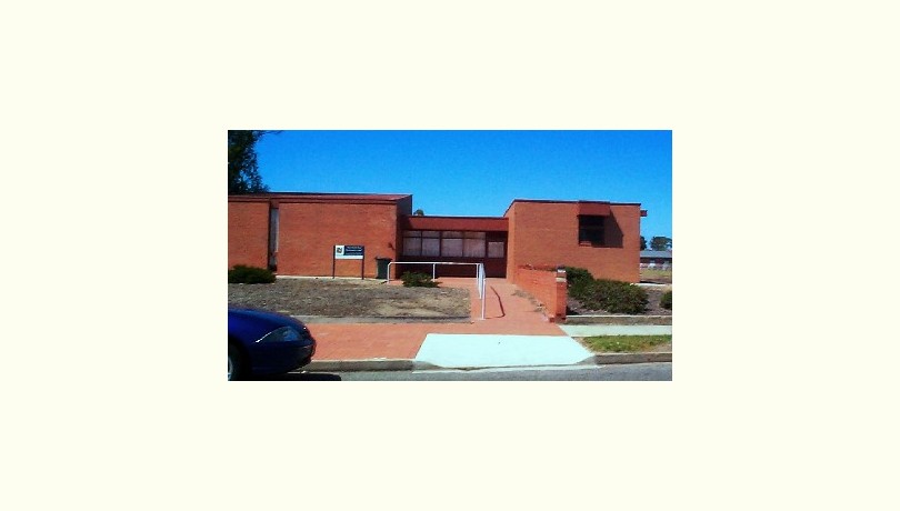 Mansfield park community hall   outside view