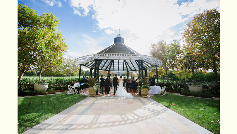 Bride groomrotunda