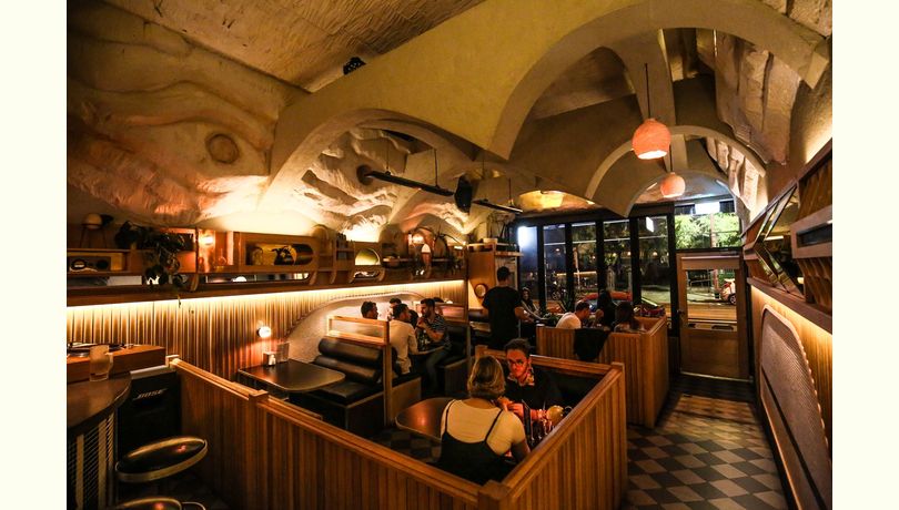 Joeys dining with people 2